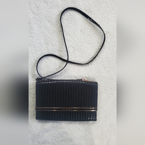 Ted Baker Black Clutch - Picture 2 of 11